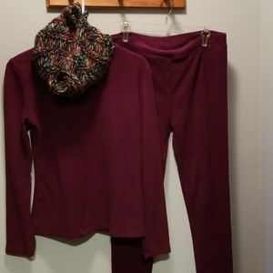 Cuddle Duds crew neck and leggings set